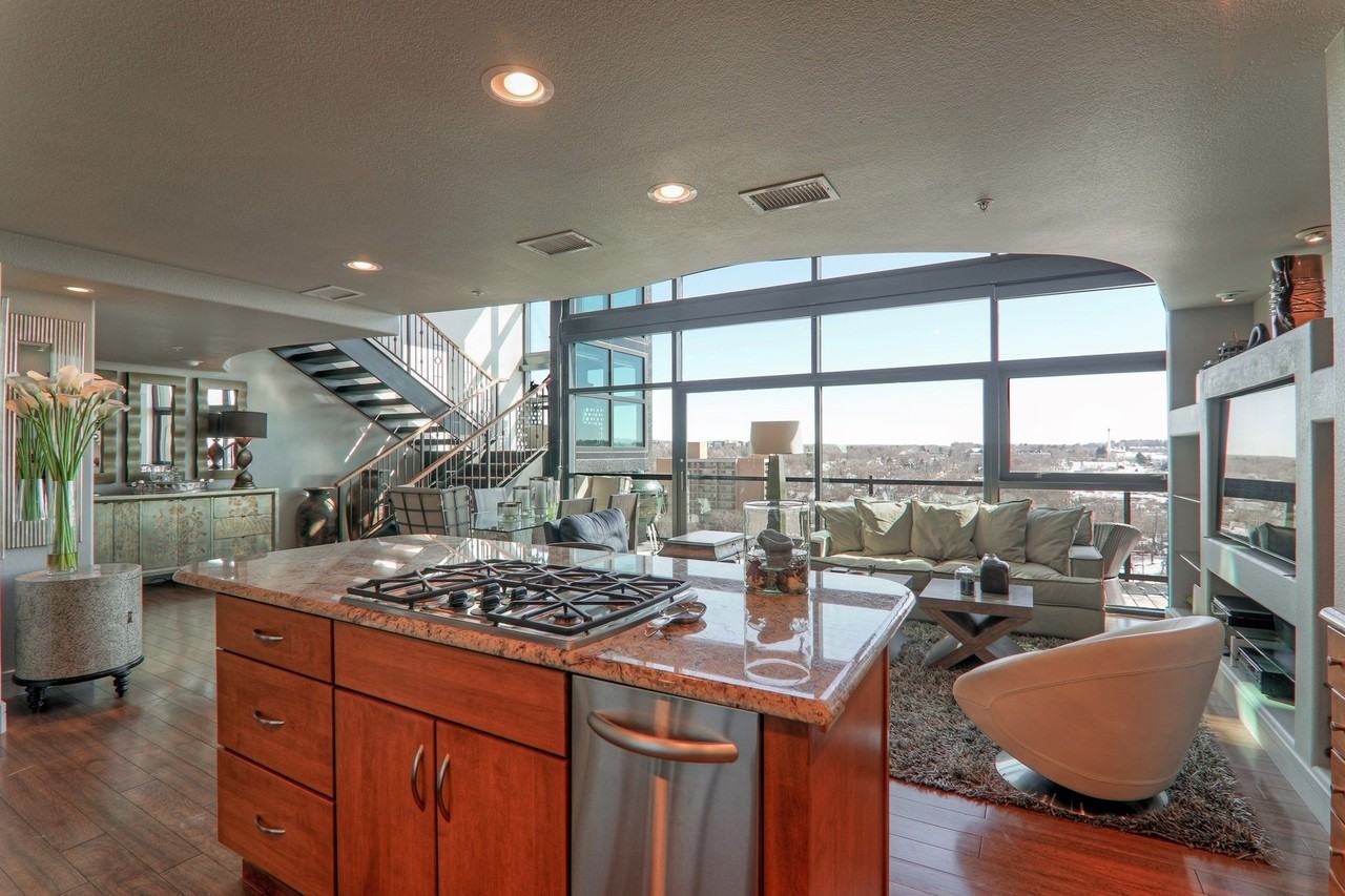 417 E Kiowa St - Photo 7 of 38