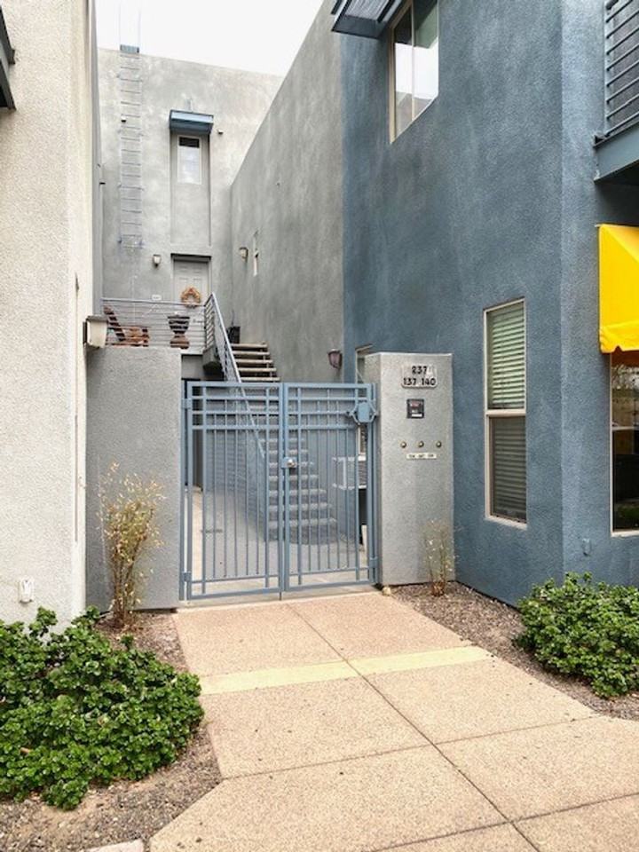 610 E Roosevelt St #139 - Photo 2 of 25