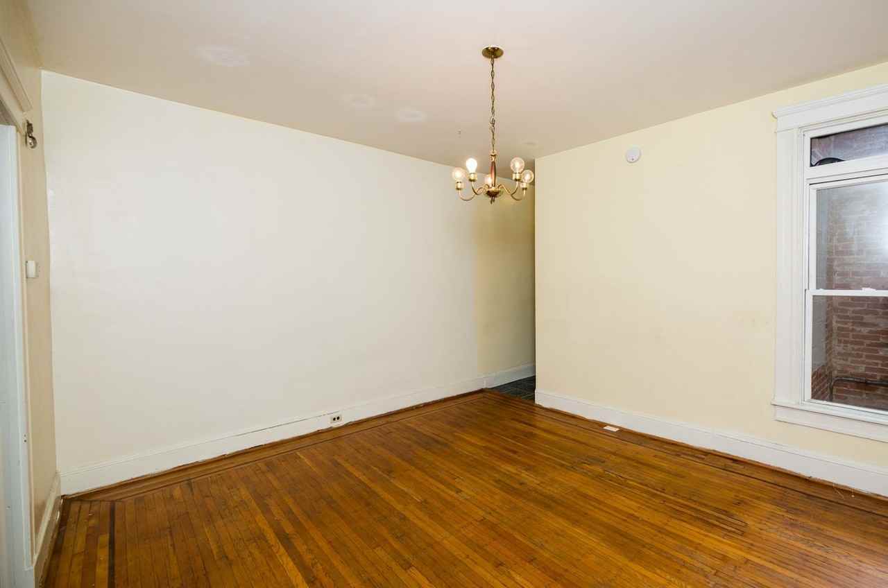 3047 Guilford Ave - Photo 5 of 29