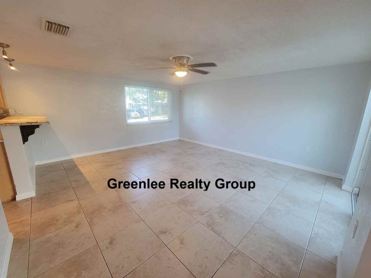 7741 Treasure Pointe Dr - Photo 7 of 21