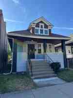 featured image of 133 E 114th Pl