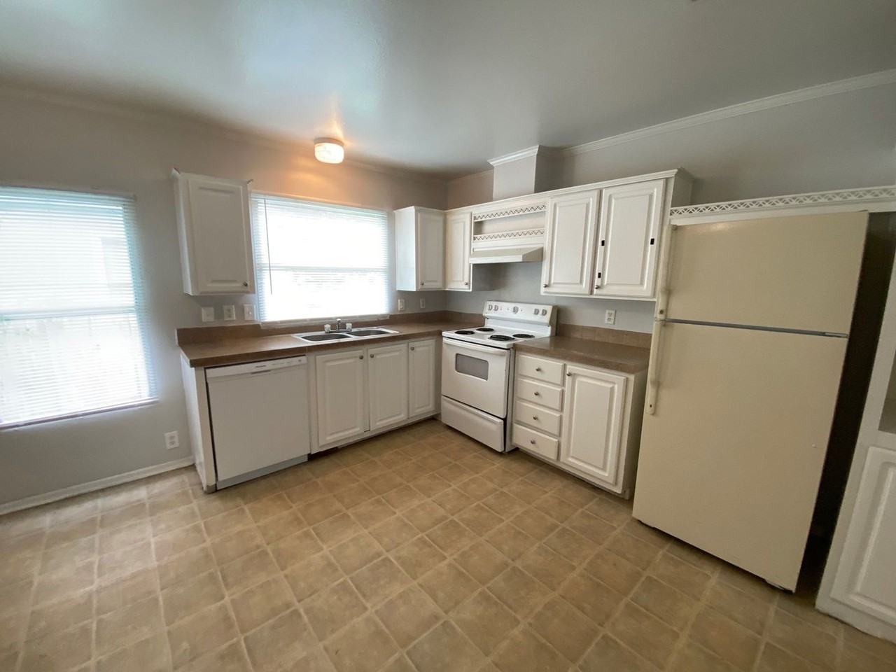 11734 Greensbrook Forest Dr - Photo 4 of 13