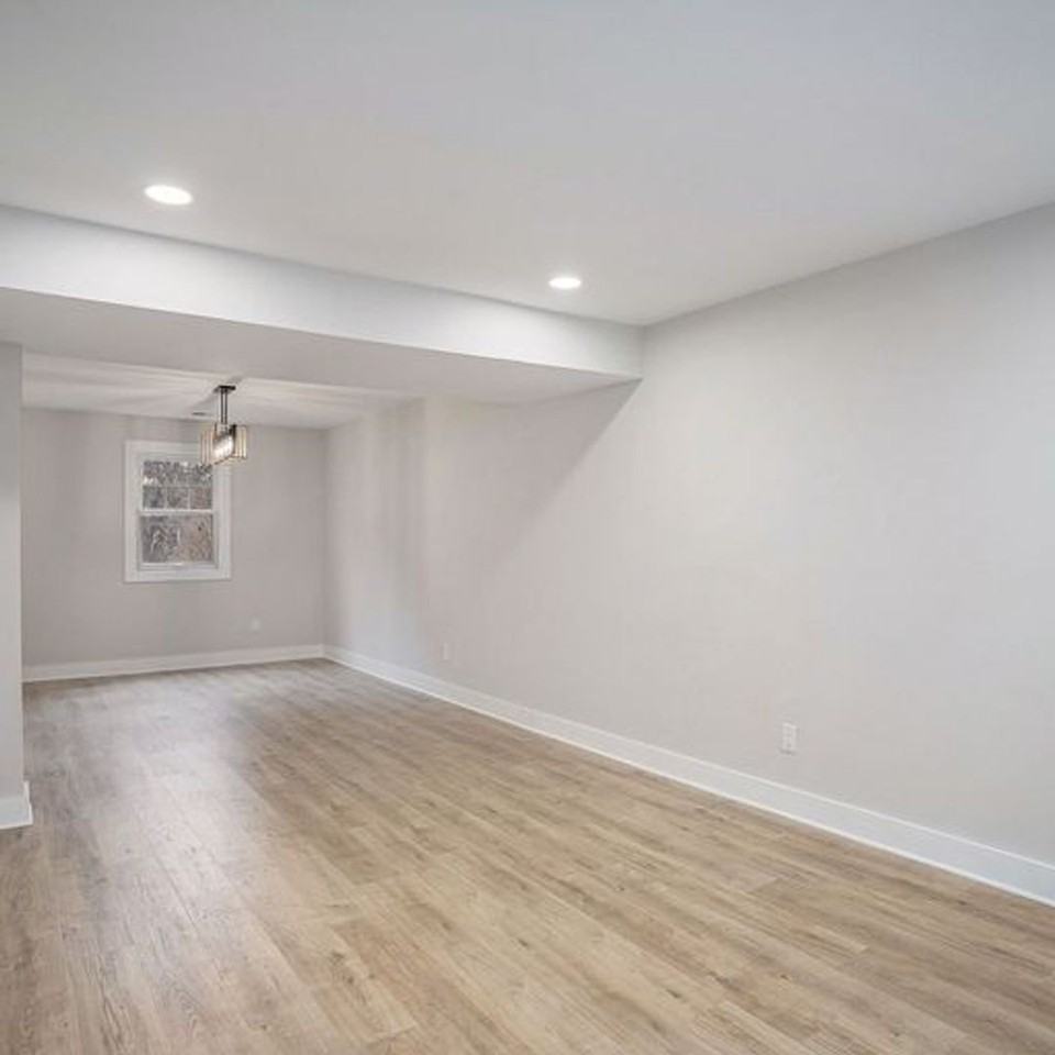 214 East Mount Pleasant Avenue - Photo 4 of 20