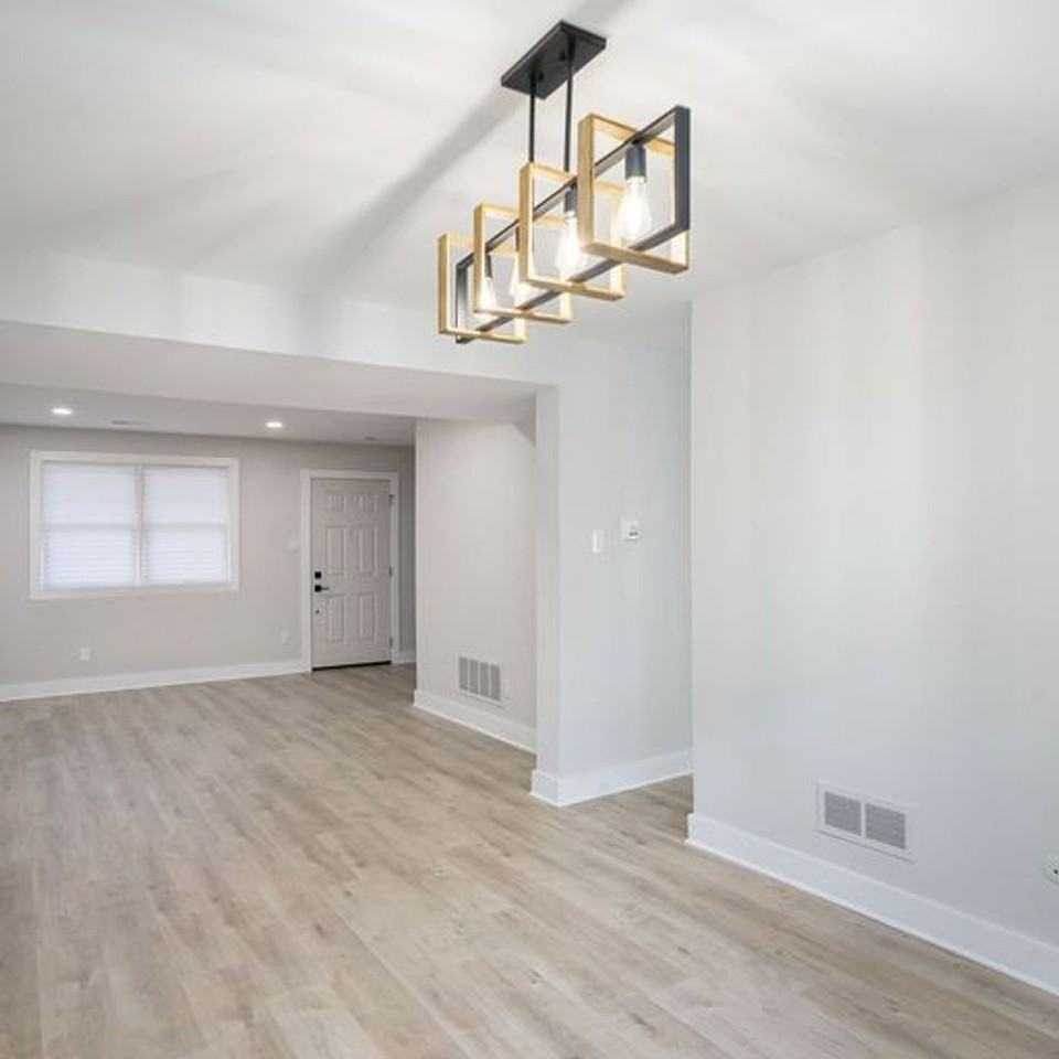 214 East Mount Pleasant Avenue - Photo 5 of 20