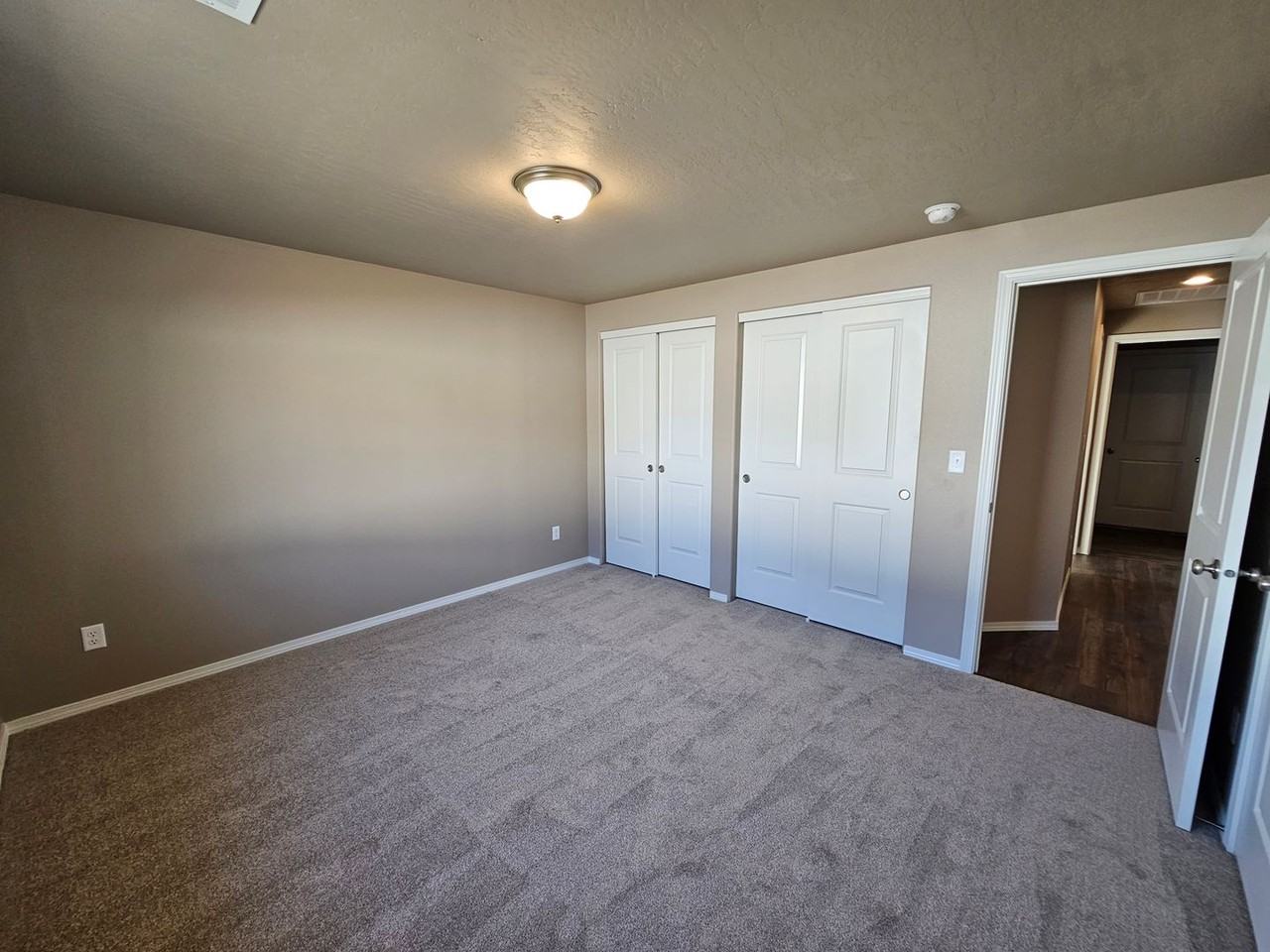 4268 W Wood Ct - Photo 6 of 13