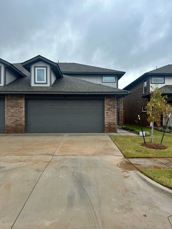 230 Sw 34th St #1411