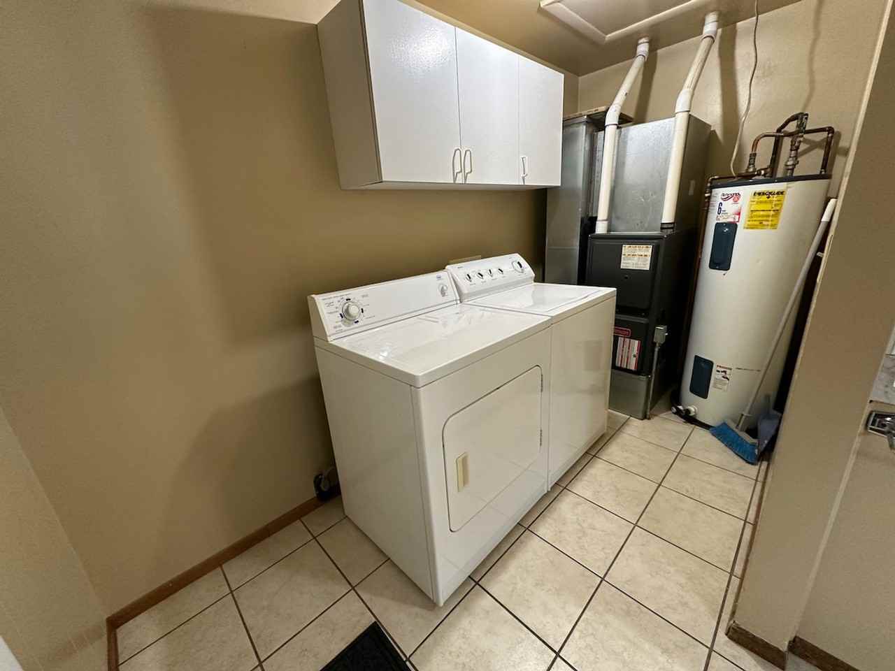 5604 N Cochran St - Photo 7 of 37