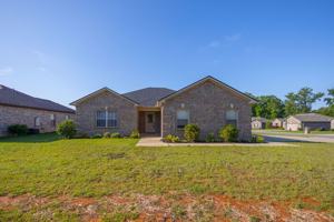 featured image of 28 Fletcher Dr