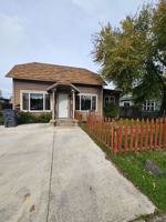 featured image of 1130 W 9th St