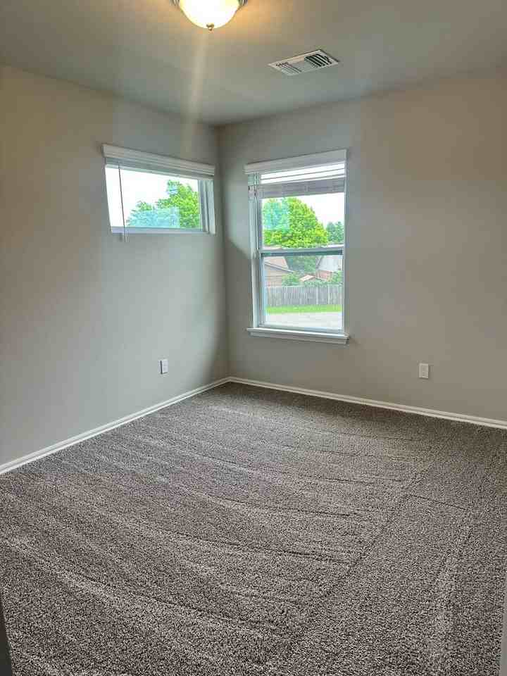 3751 S Broadway St #212 - Photo 7 of 9