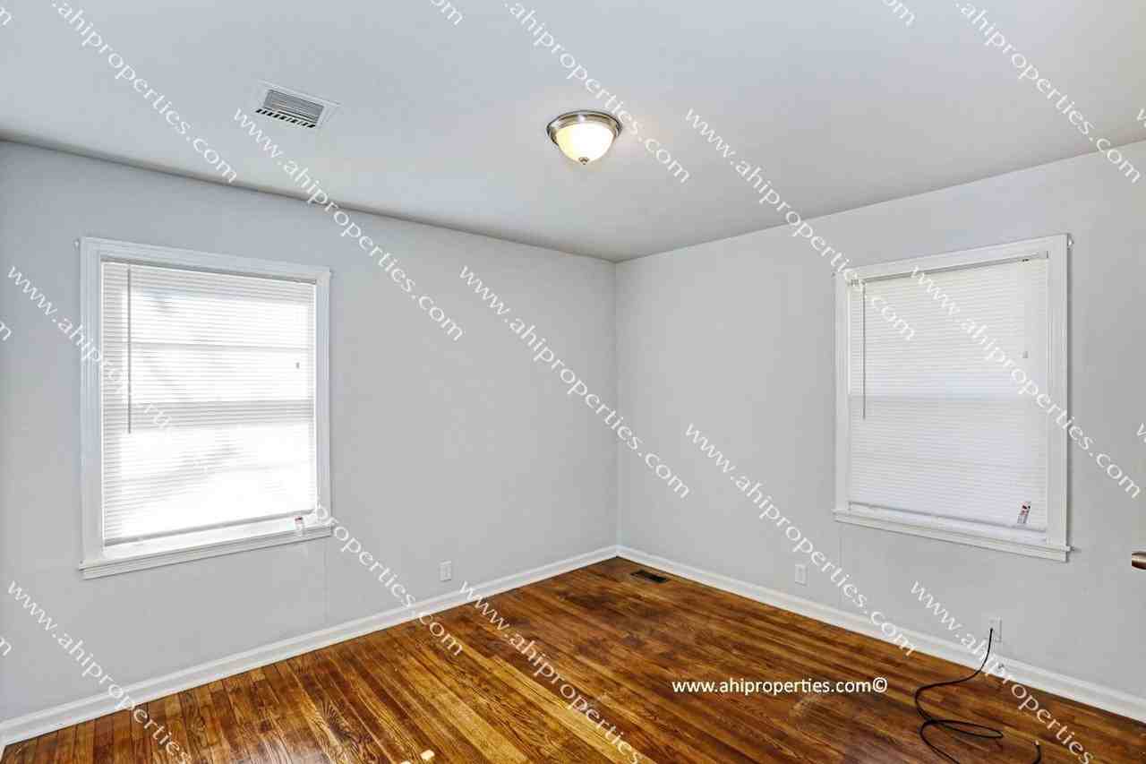 505 Mastin Lake Rd Nw - Photo 6 of 24