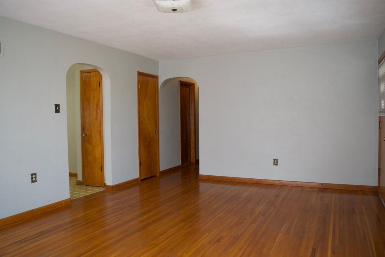 10301 S Airport Dr - Photo 3 of 45