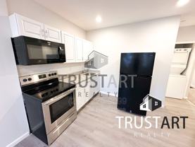 2404 W Thompson St #A - Photo 1 of 1