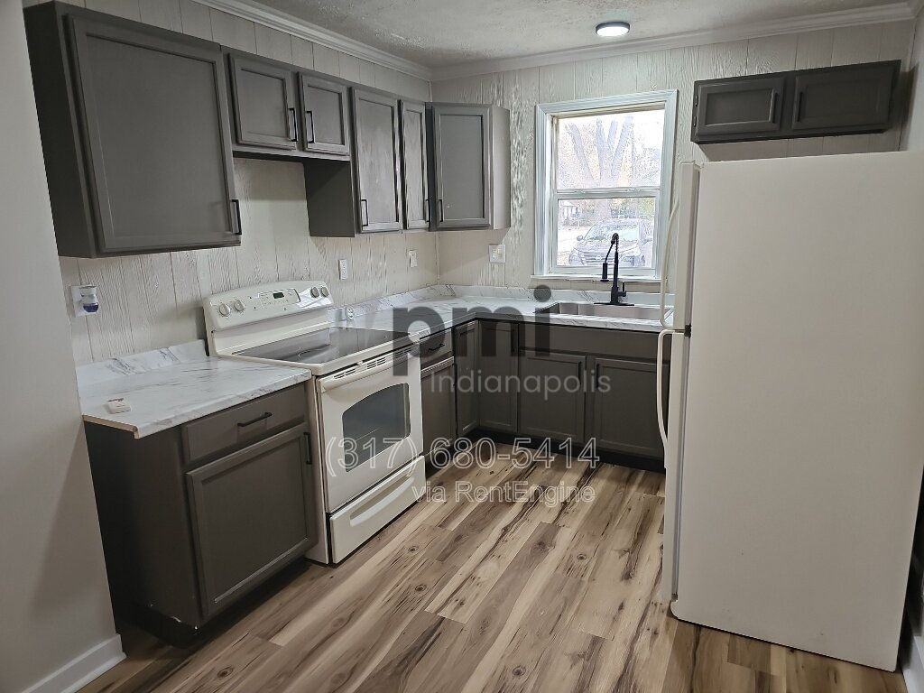 4321 Bertha St - Photo 2 of 21