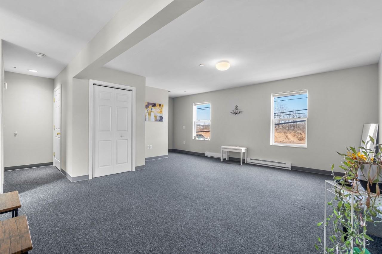 Pine Rock Student Living - Photo 6 of 8