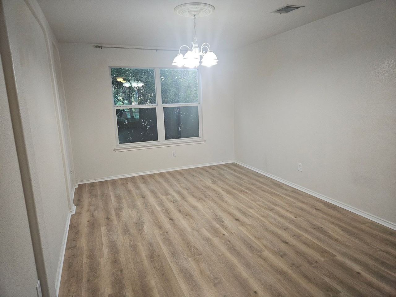 10602 Fairlong Trl - Photo 6 of 36