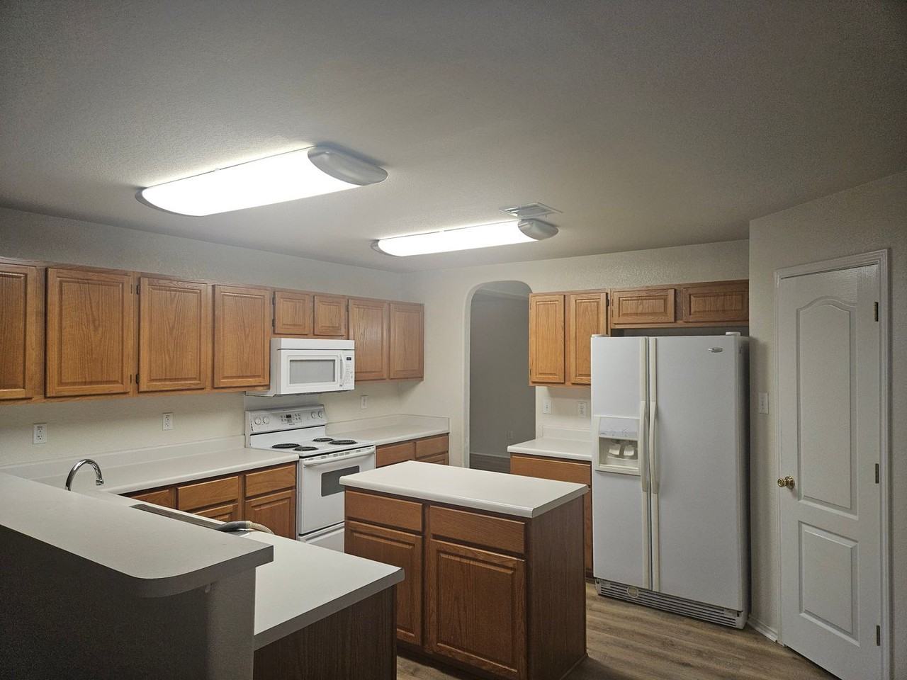 10602 Fairlong Trl - Photo 7 of 36