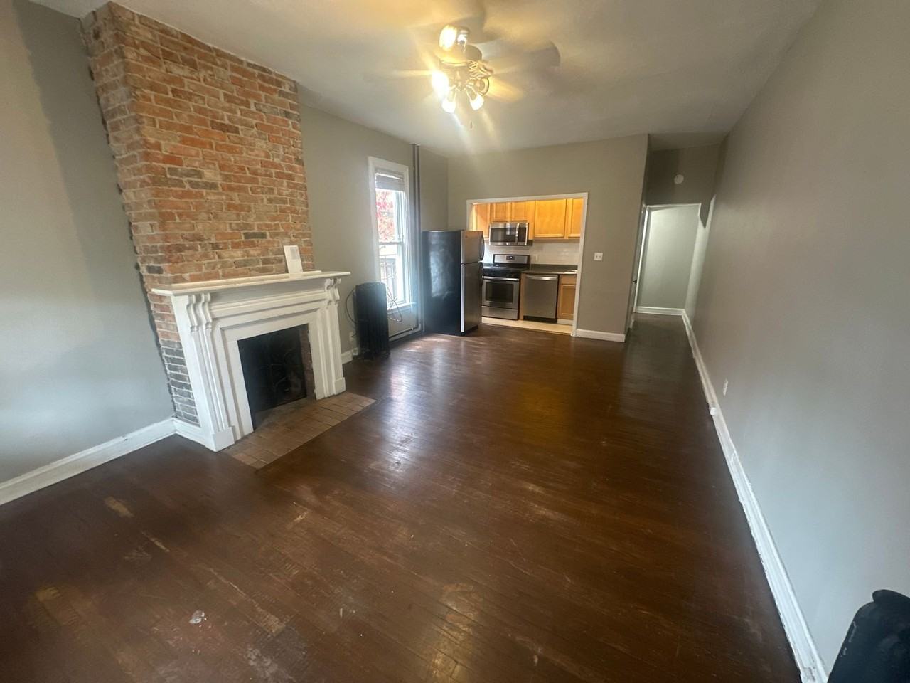 W 6th 304-314 MLR - Photo 2 of 10