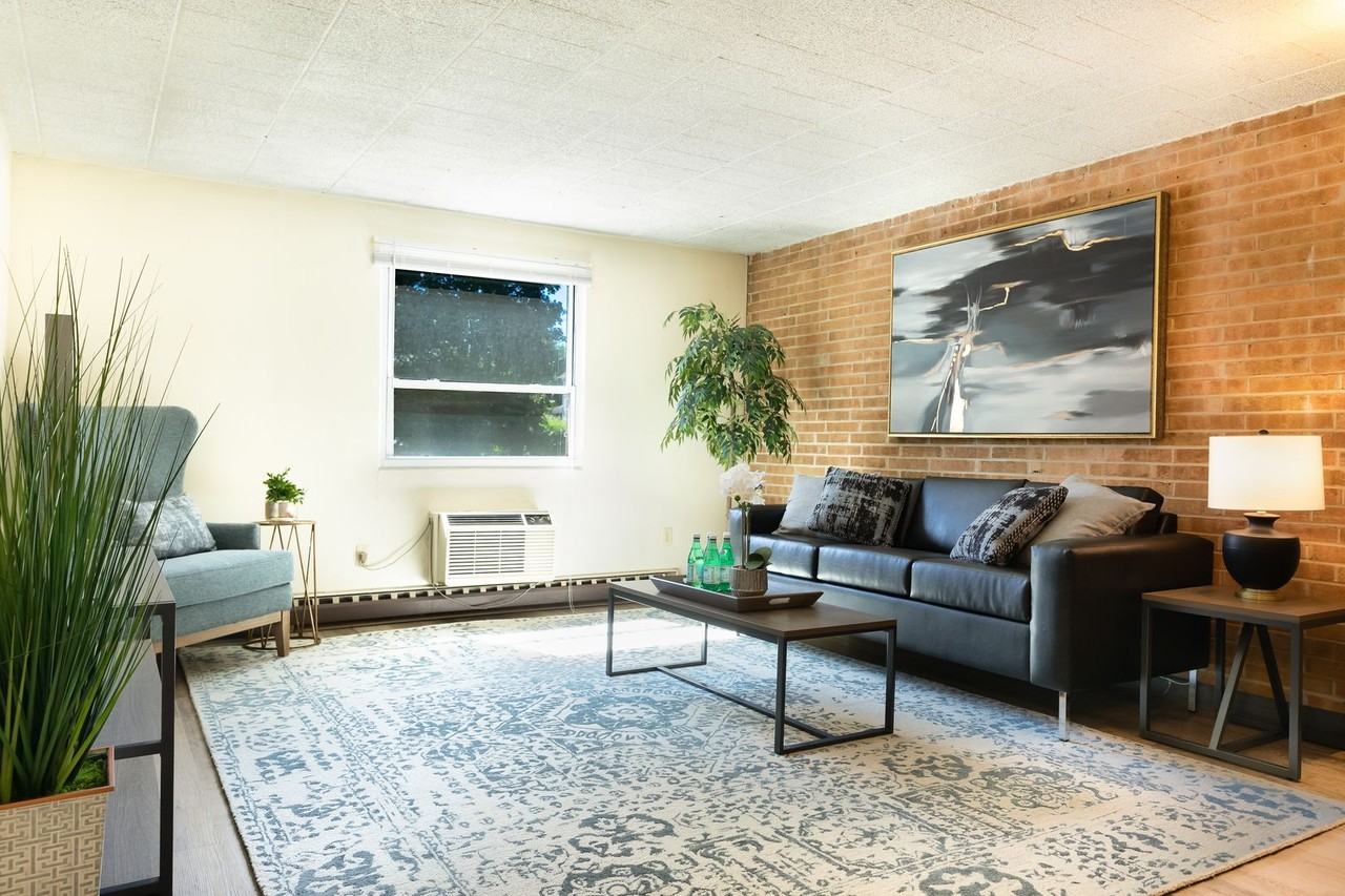 College Park by Allen & Pugh - Photo 6 of 11