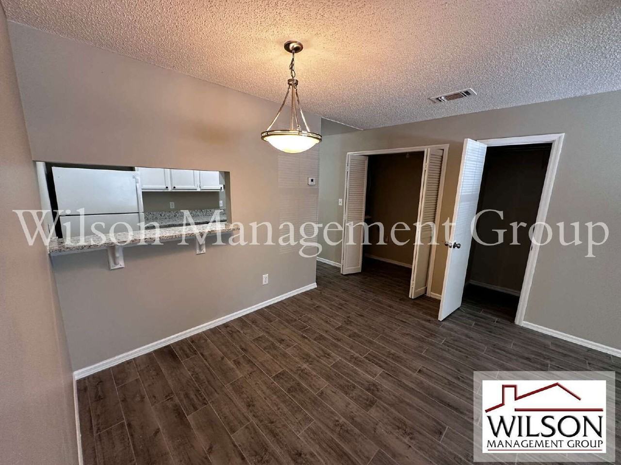 500 Yellowwood Court - Photo 2 of 21