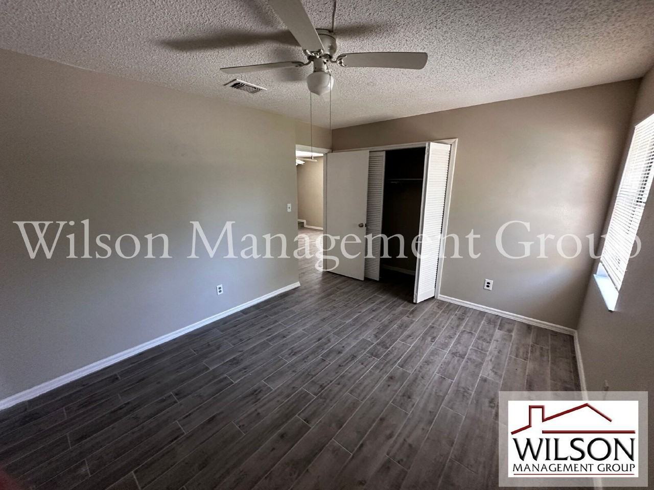 500 Yellowwood Court - Photo 7 of 21