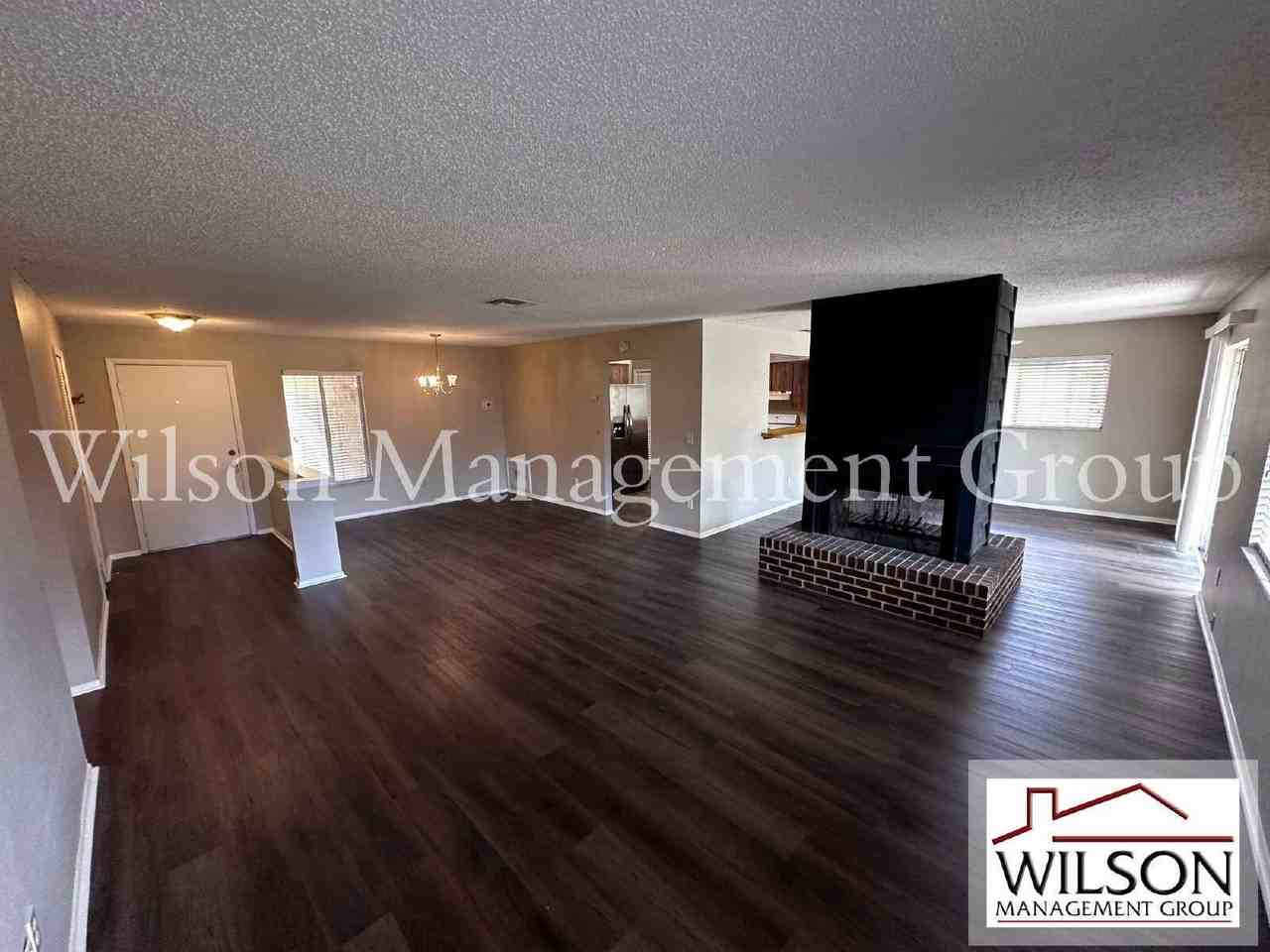 321 Redwing Way - Photo 2 of 21