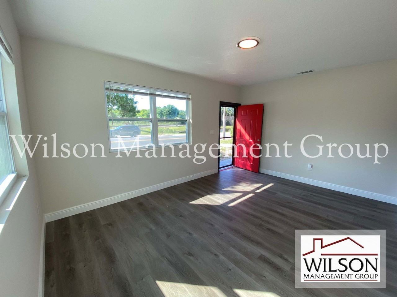 1904 Southwest Rd - Photo 5 of 30