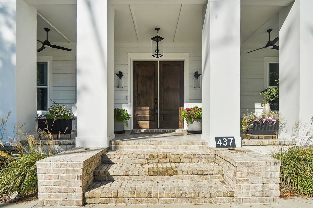 437 Bear River Dr - Photo 2 of 50