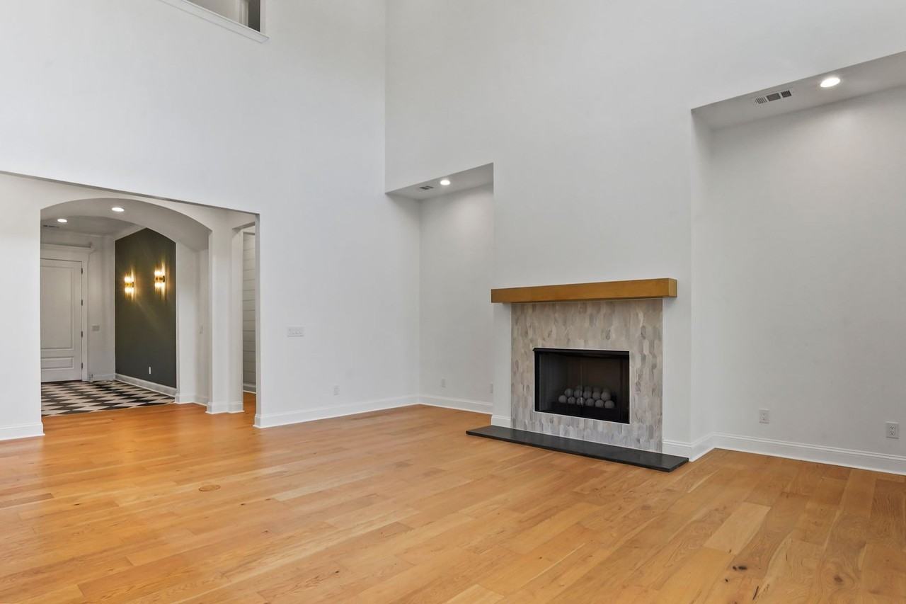 437 Bear River Dr - Photo 7 of 50