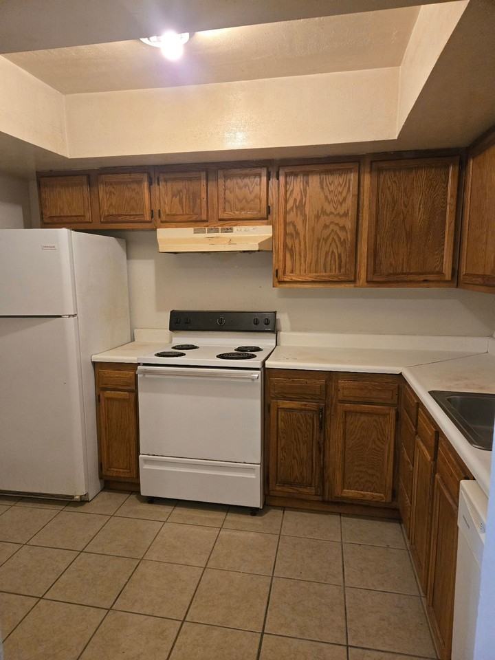 Park Ridge Apartments - Photo 5 of 5