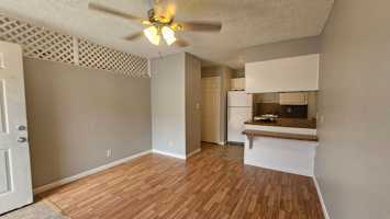 featured image of 306 N Davis Ave