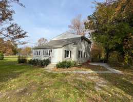 featured image of 815 Seneca Park Rd