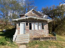 featured image of 1011 N Ripley St