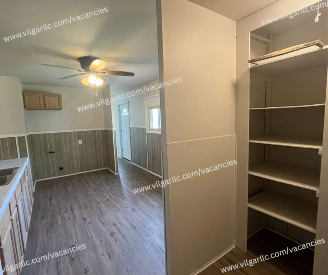 1341 East 50th Place - Photo 2 of 15