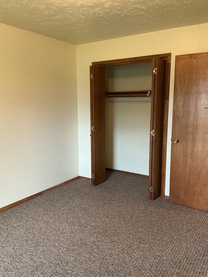 Two Bedroom Bozeman Apartment - Photo 6 of 14