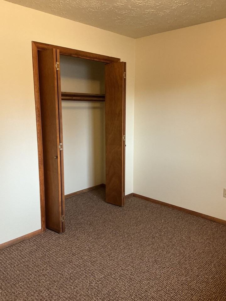 Two Bedroom Bozeman Apartment - Photo 7 of 14
