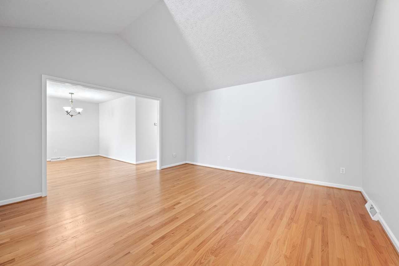 419 Horizon Drive - Photo 5 of 25