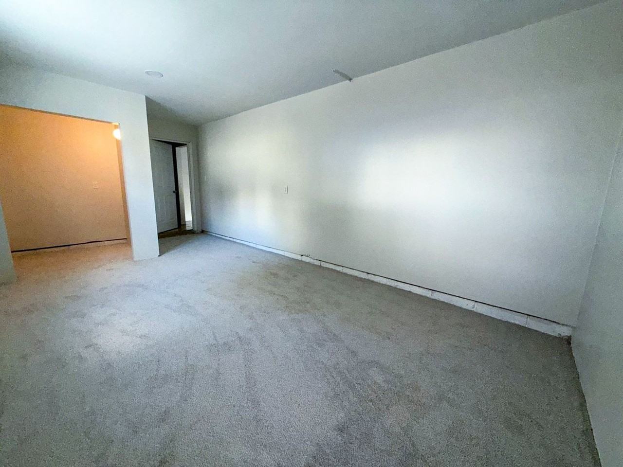 1866 Queensrowe Court - Photo 3 of 11