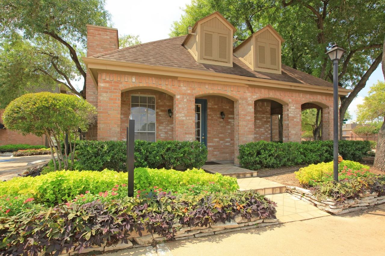 Sterling Point - Photo 3 of 9