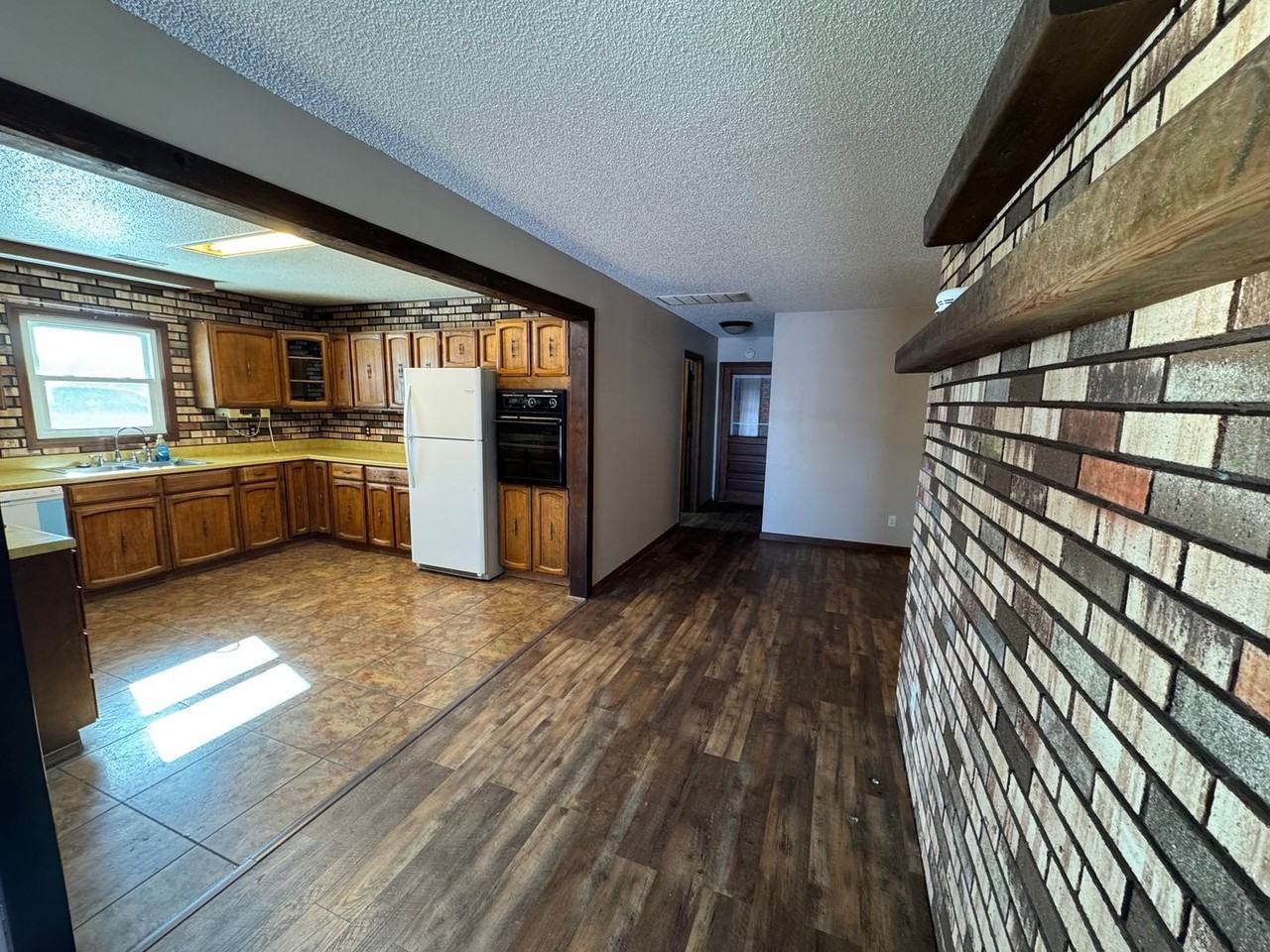 10521 Bethel Rd - Photo 3 of 13