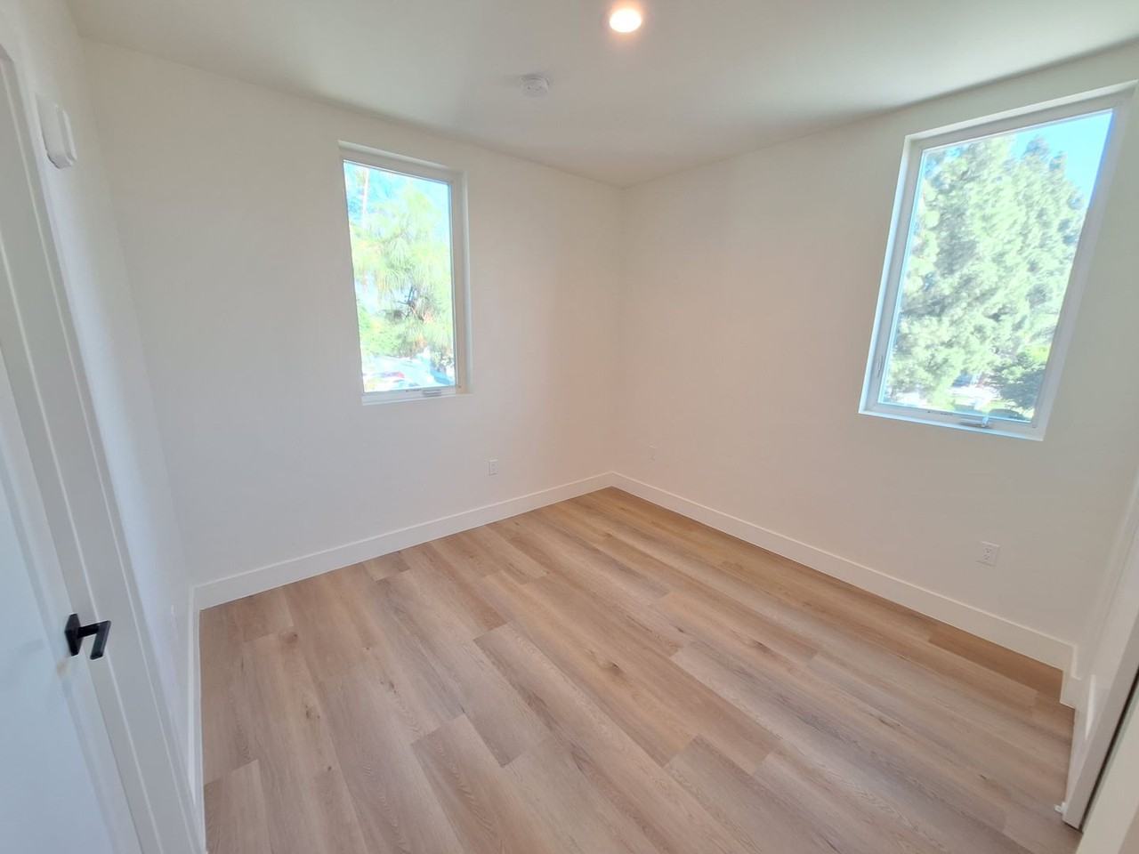 16136 Devonshire St. - Photo 7 of 18