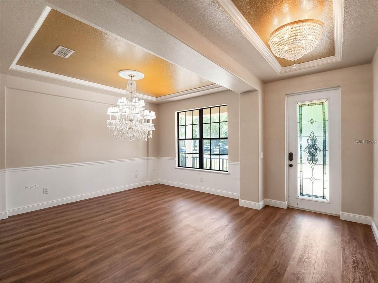 3934 Marietta Way - Photo 2 of 10