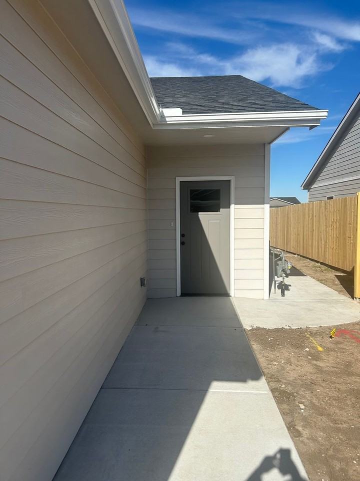 17008 Wellcrest Street - Photo 4 of 22