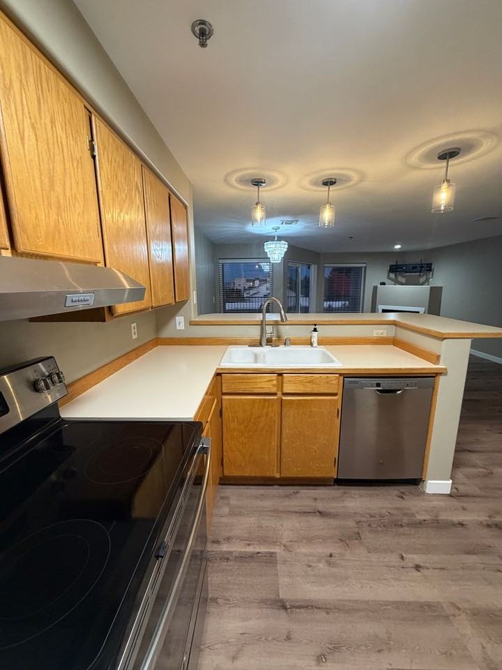 2900 W Marina Dr - Photo 6 of 12