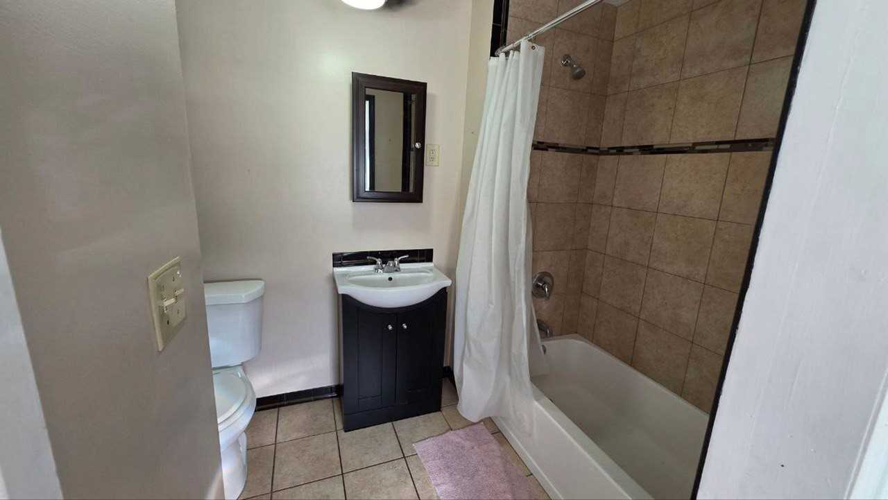 25260 Sprague Rd - Photo 6 of 14