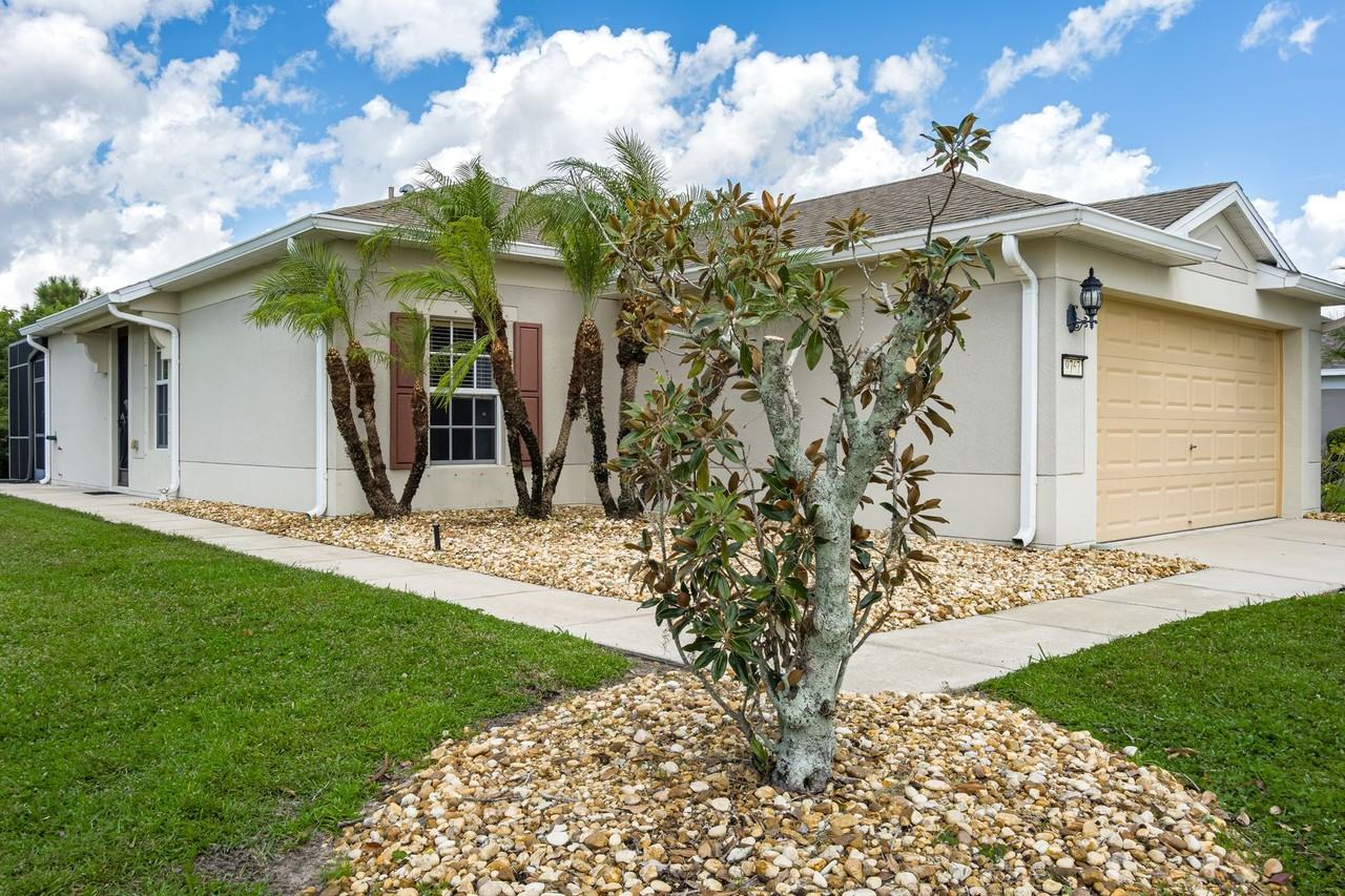 9767 50th Street Cir E - Photo 2 of 20