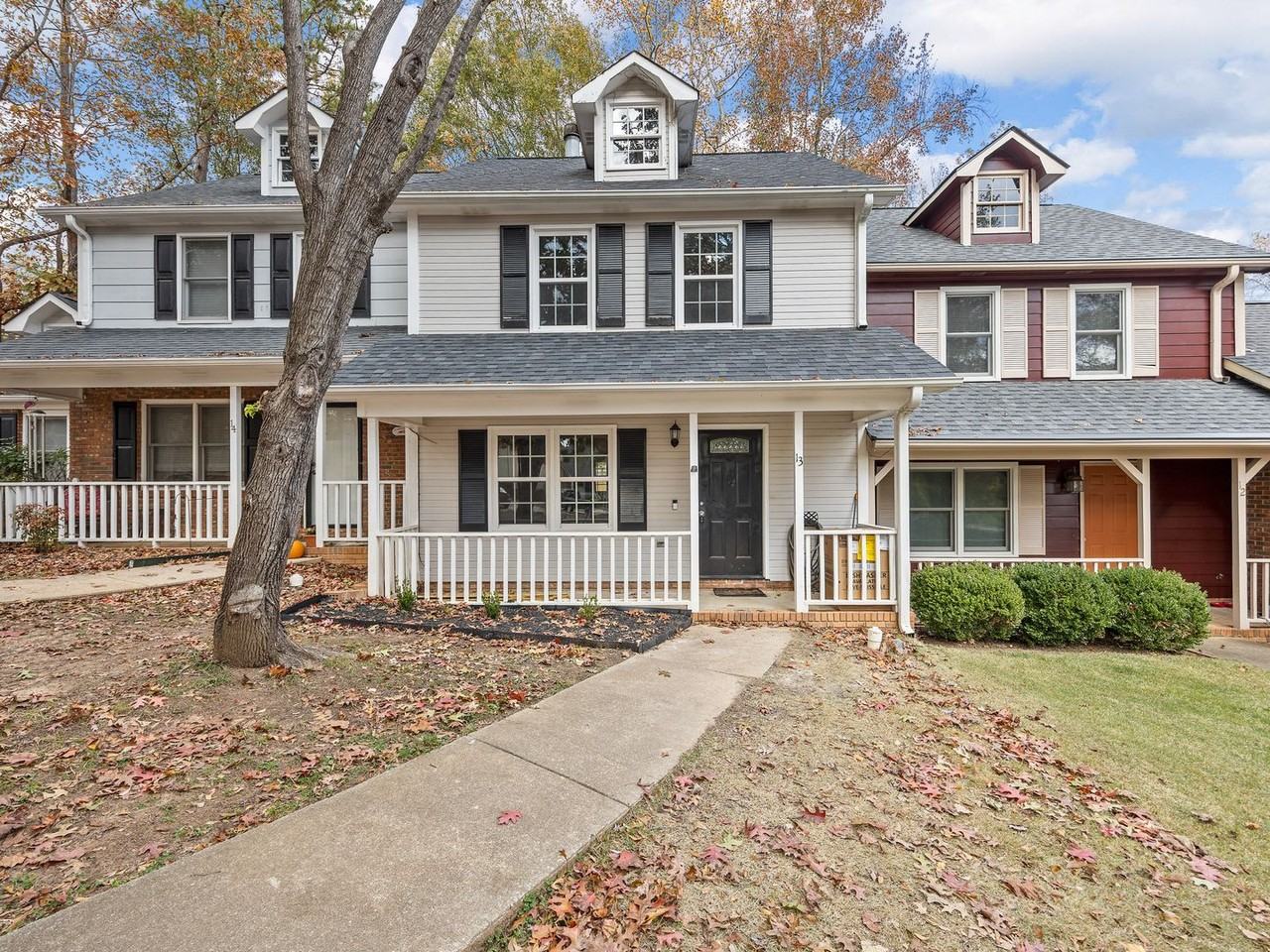 13 Sunridge Ct - Photo 2 of 21