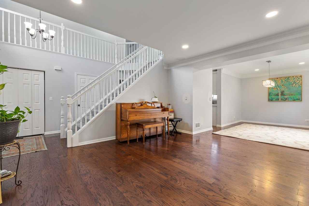 3144 Bennett Pl - Photo 7 of 32