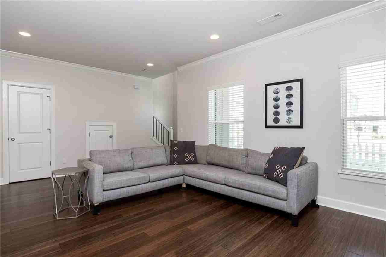 6516 West Pleasant Way - Photo 4 of 24