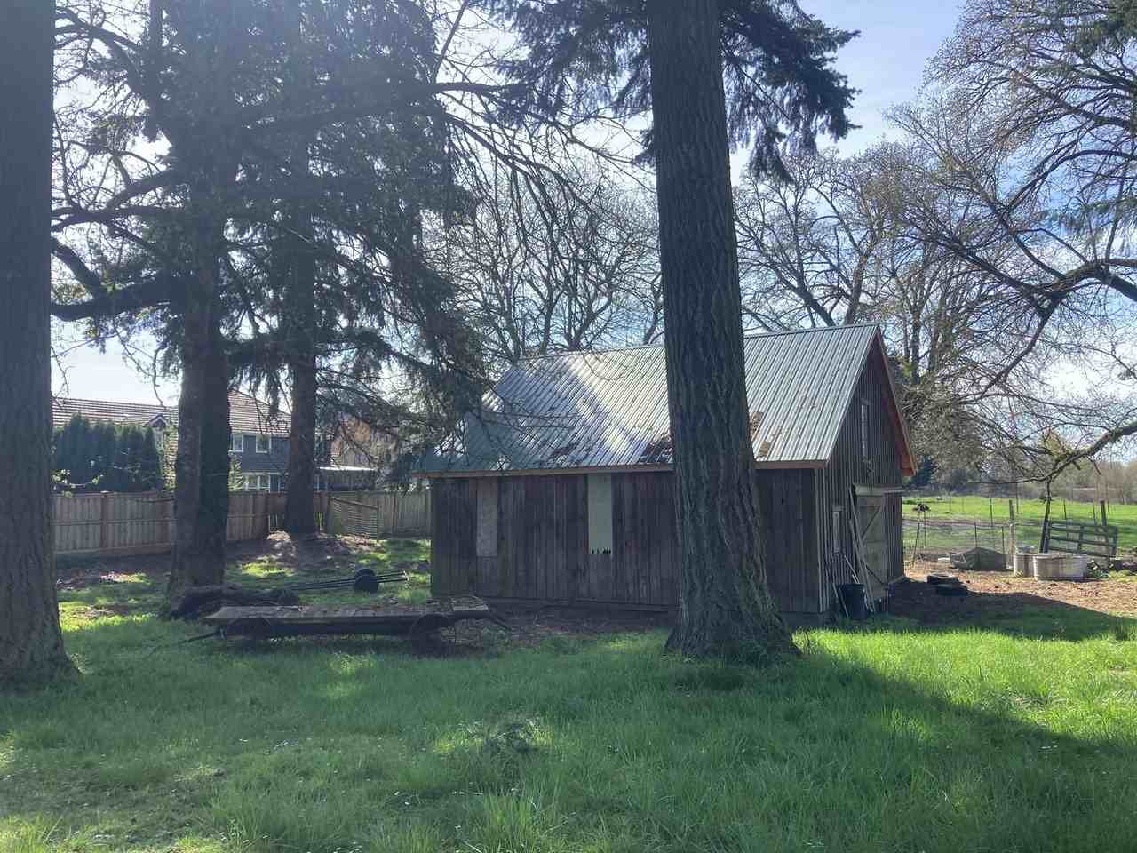 4100 Gilham Rd - Photo 3 of 4